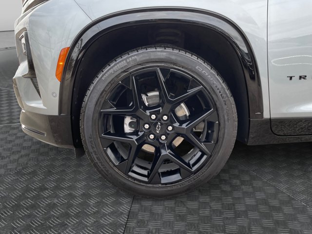 Used 2025 Chevrolet Traverse RS AWD/4WD image 9