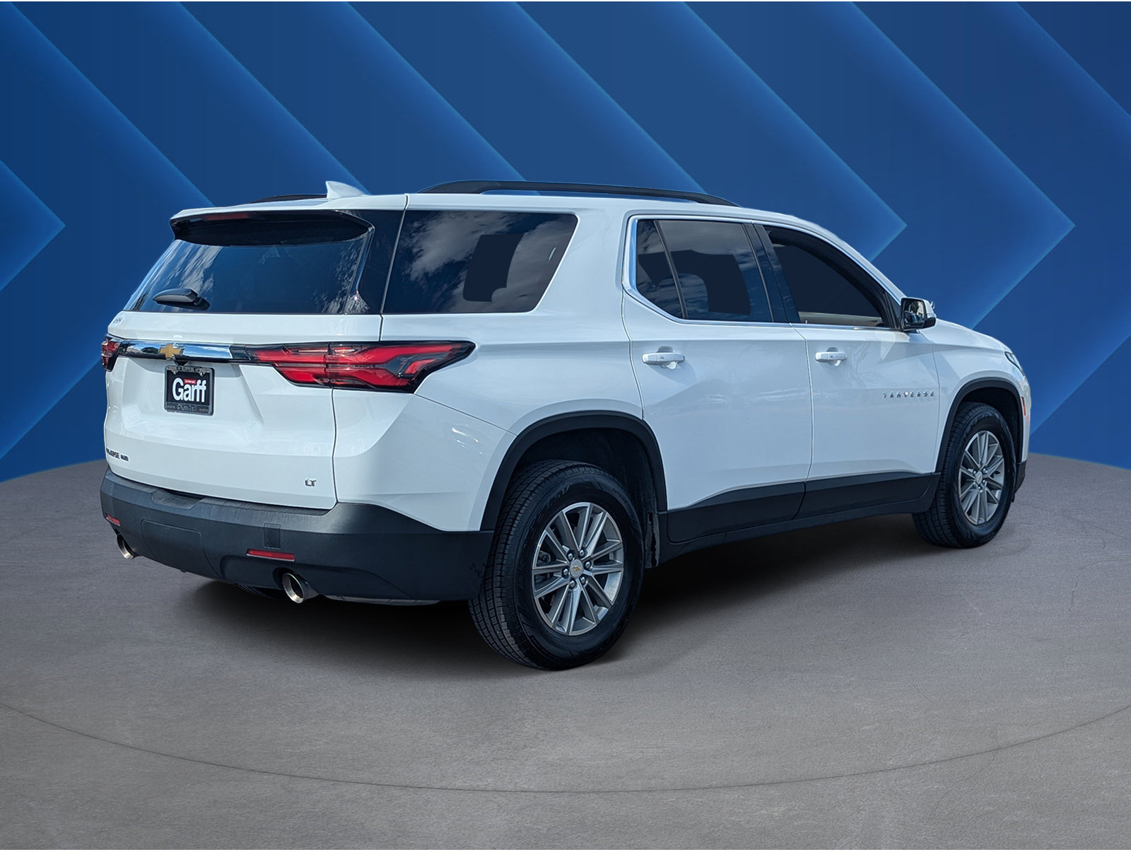 Used 2023 Chevrolet Traverse LT AWD/4WD image 3