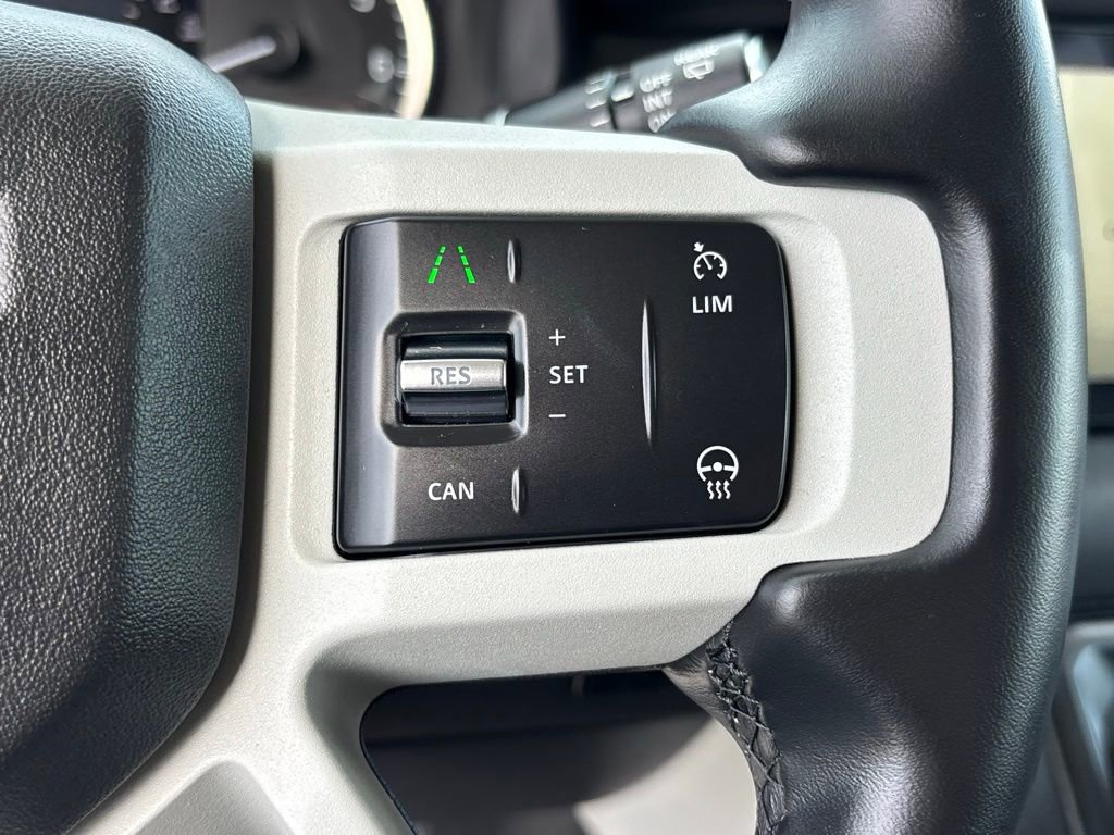 Used 2023 Land Rover Defender 110 SE image 20