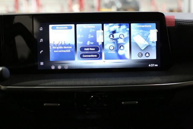 New 2026 Nissan Kicks SV w/ SV Premium Package AWD/4WD image 13