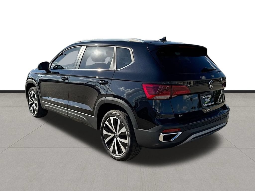 Used 2024 Volkswagen Taos SE FWD image 4
