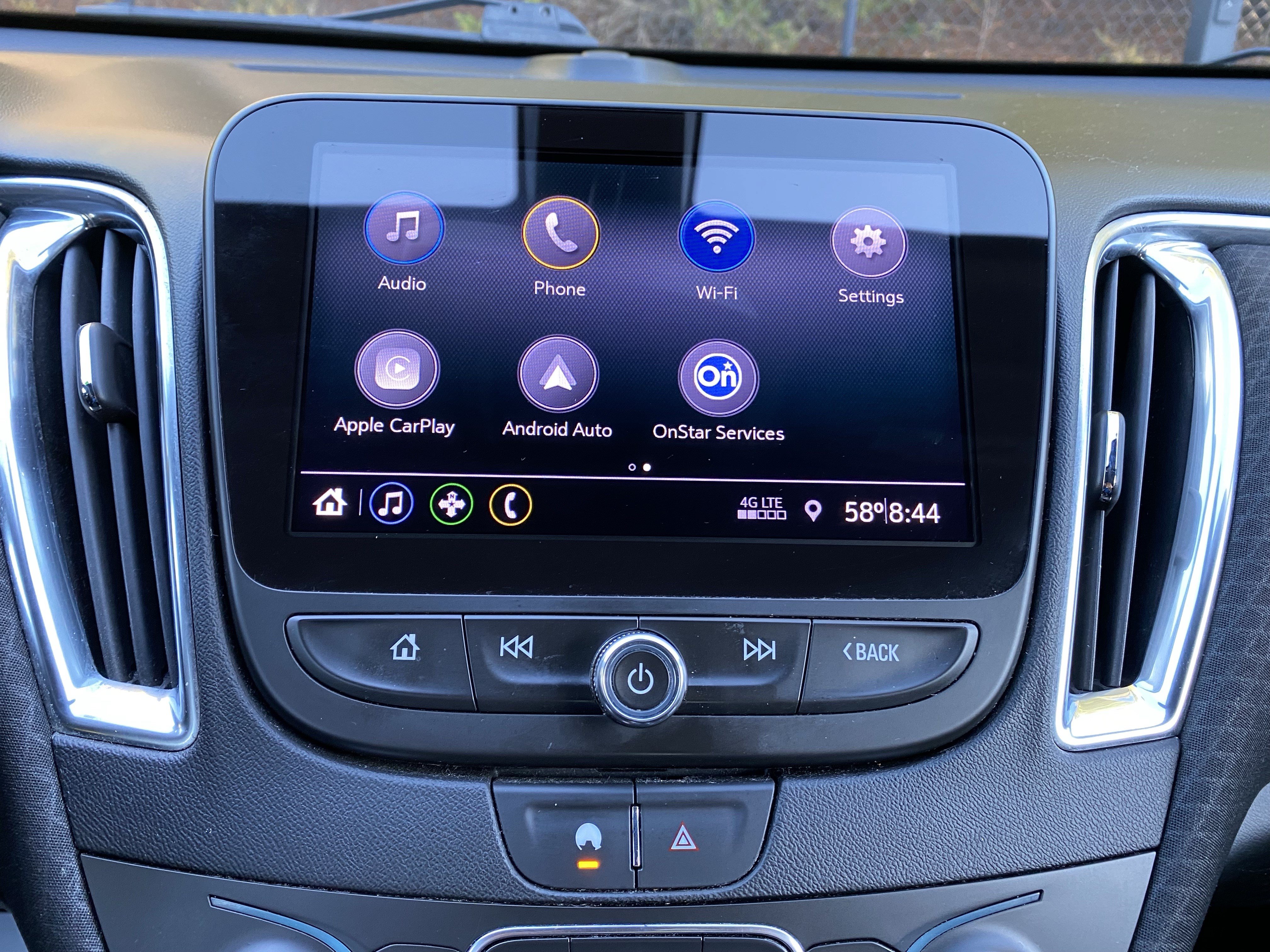 Used 2020 Chevrolet Malibu LT FWD image 25