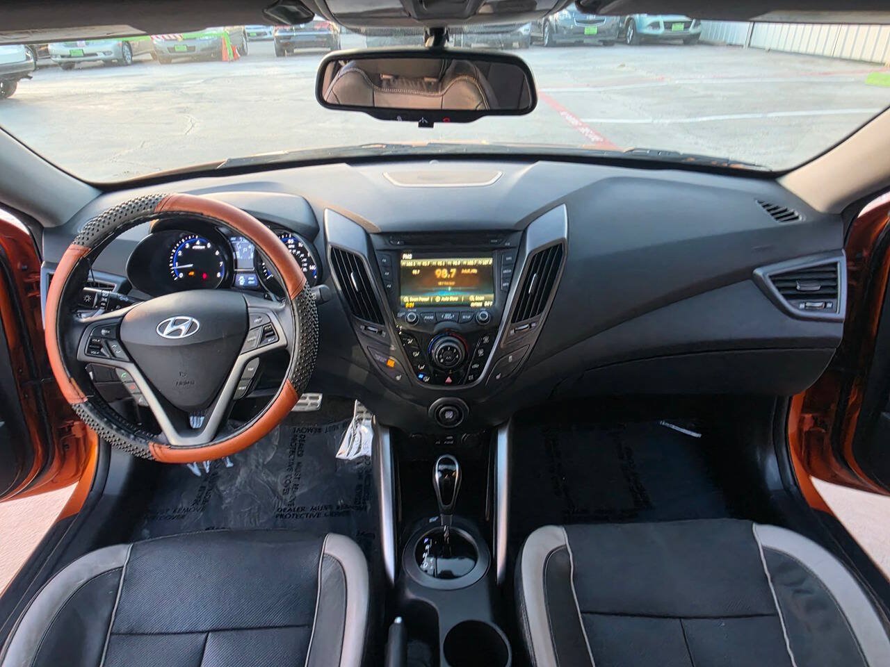 Used 2015 Hyundai Veloster Turbo FWD image 27