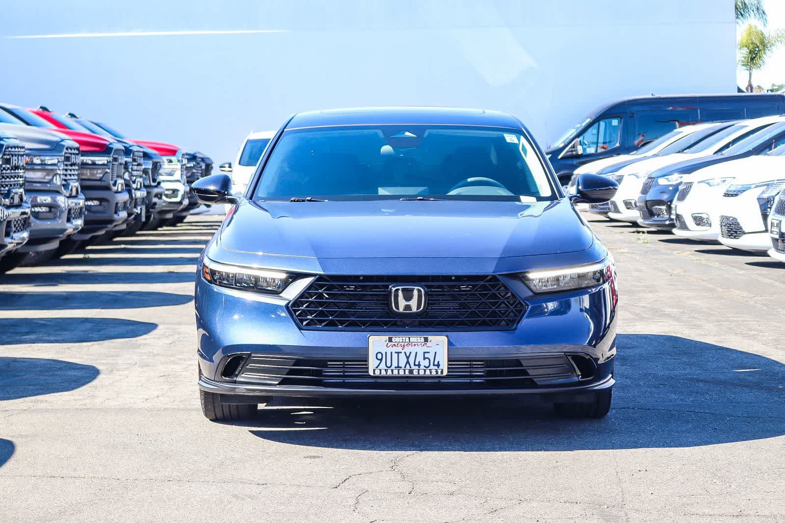 Used 2025 Honda Accord SE image 2