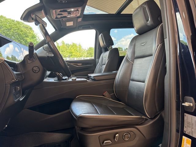 Used 2021 Cadillac Escalade Sport image 14