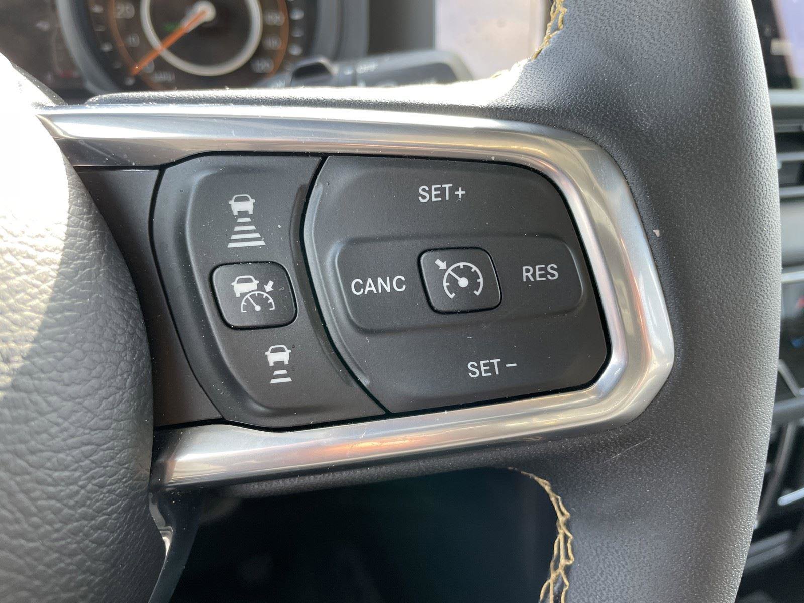 Used 2024 Jeep Wrangler Sahara w/ Safety Group image 14