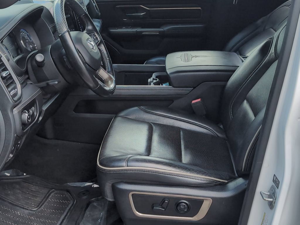 Used 2021 RAM 1500 Limited w/ Body Color Bumper Group RWD image 14