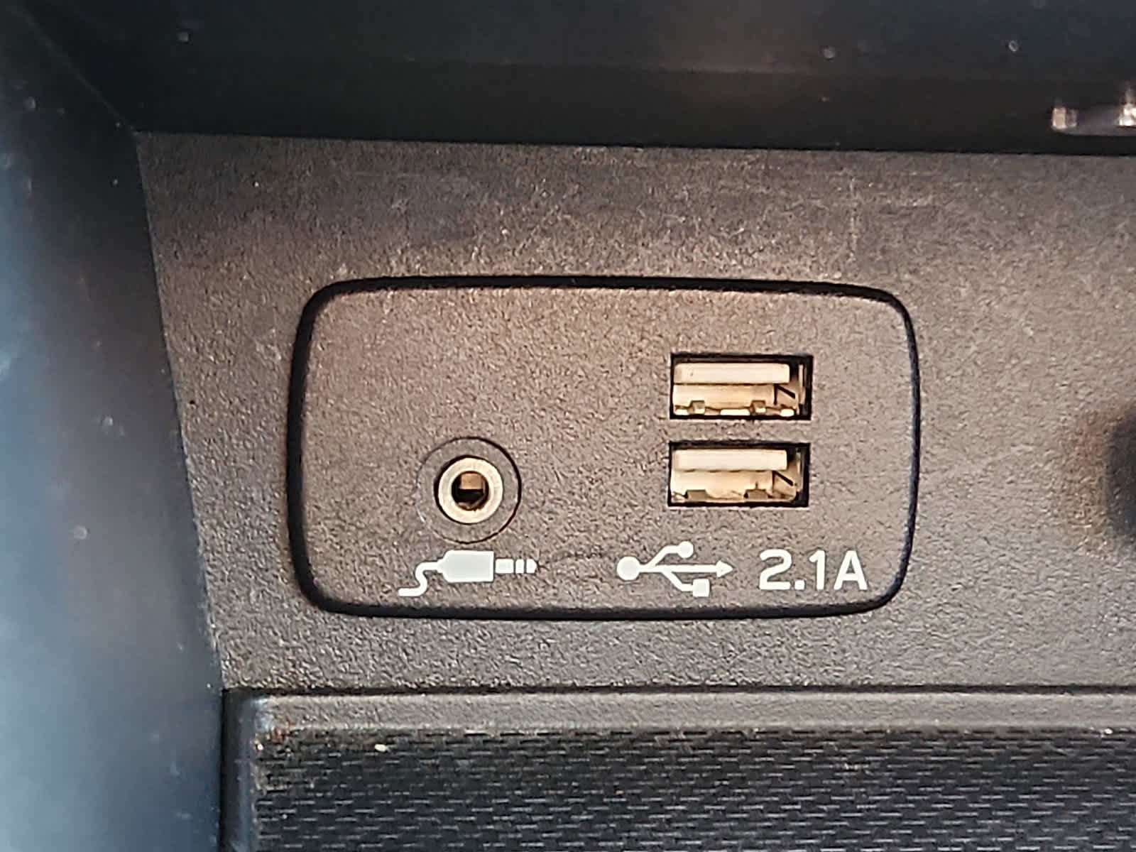 Used 2020 Subaru Crosstrek 2.0i Limited w/ Moonroof Package w/Navigation image 25