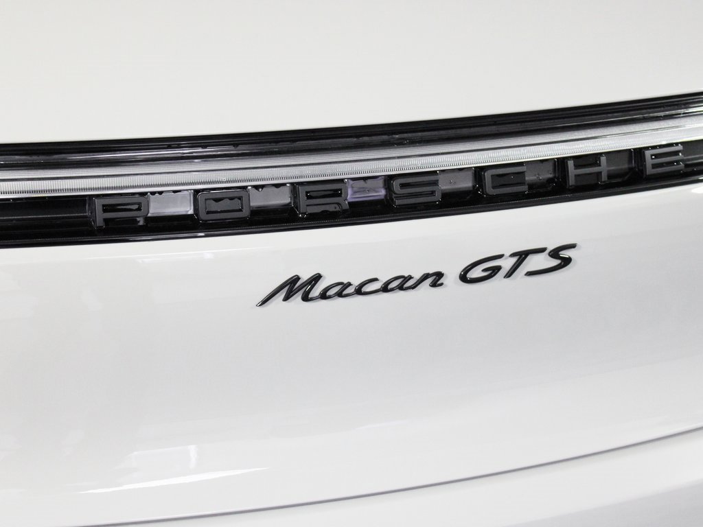 New 2026 Porsche Macan GTS image 12