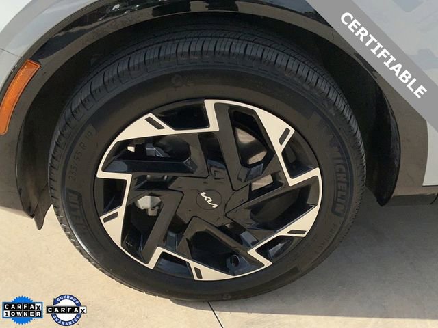 Certified 2025 Kia Sportage SX image 9