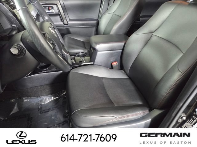 Used 2021 Toyota 4Runner TRD Off-Road Premium w/ Moonroof Package AWD/4WD image 18