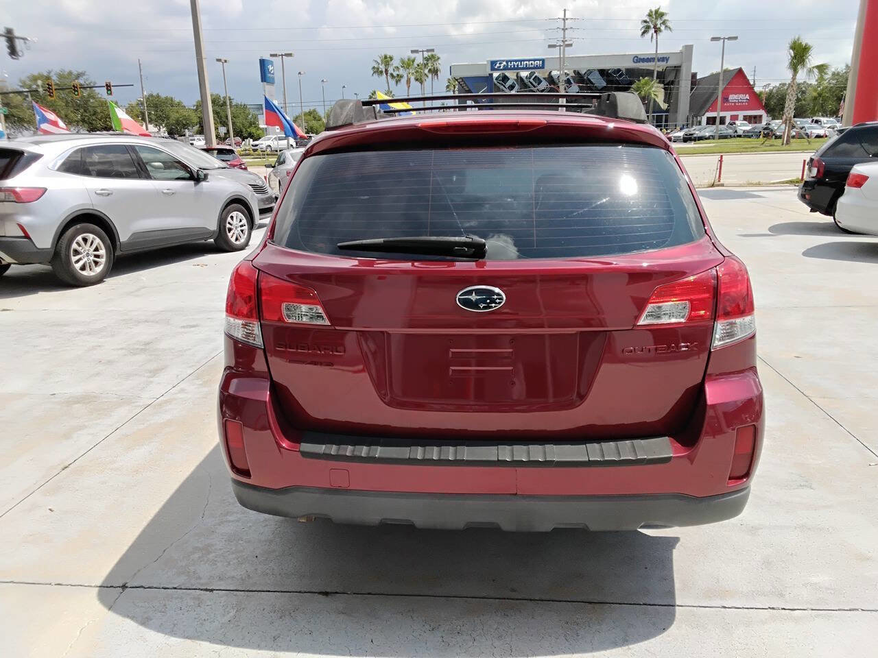Used 2014 Subaru Outback 2.5i w/ Alloy Wheel Package image 5