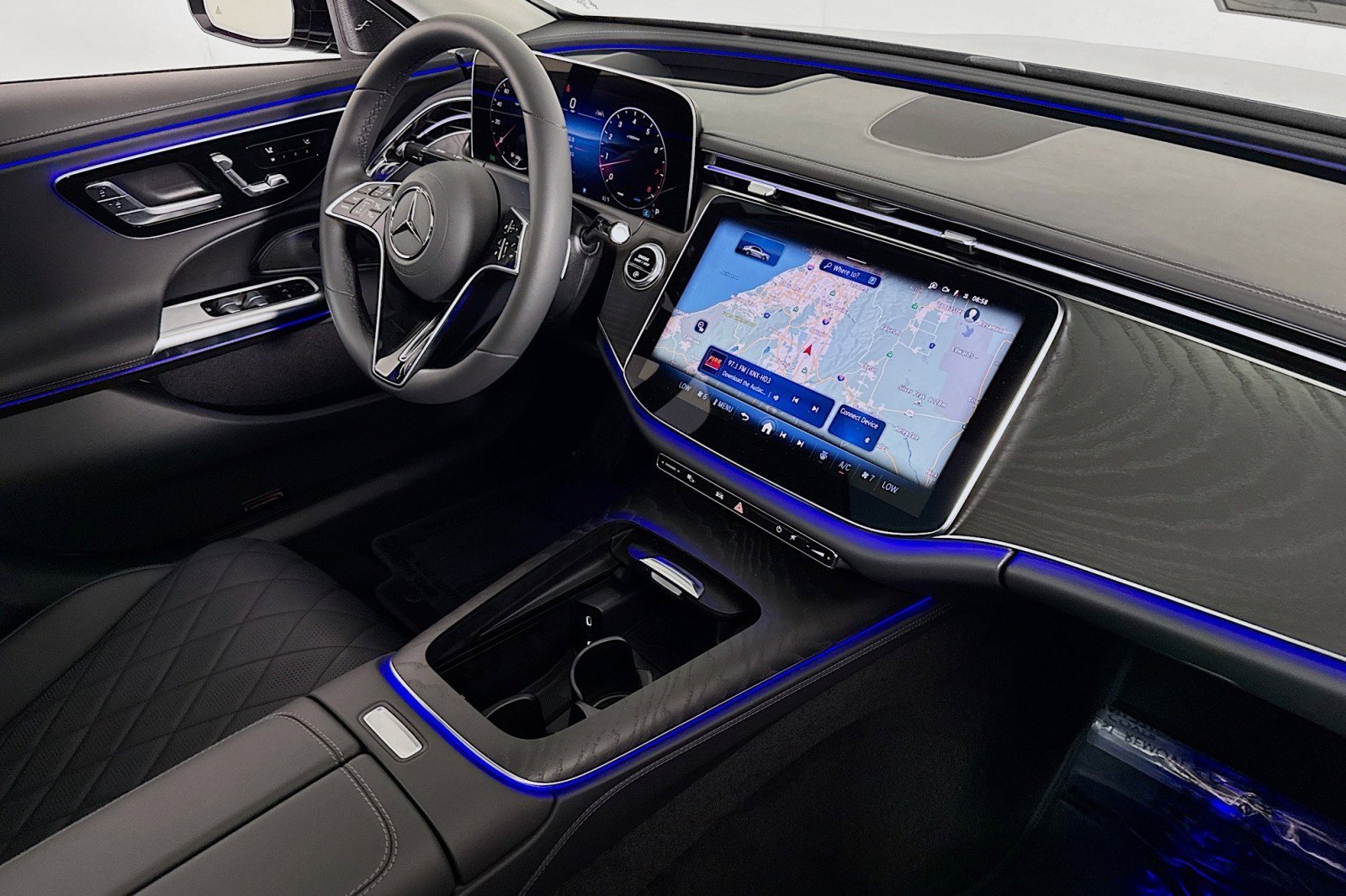 New 2025 Mercedes-Benz E 350 Sedan image 15