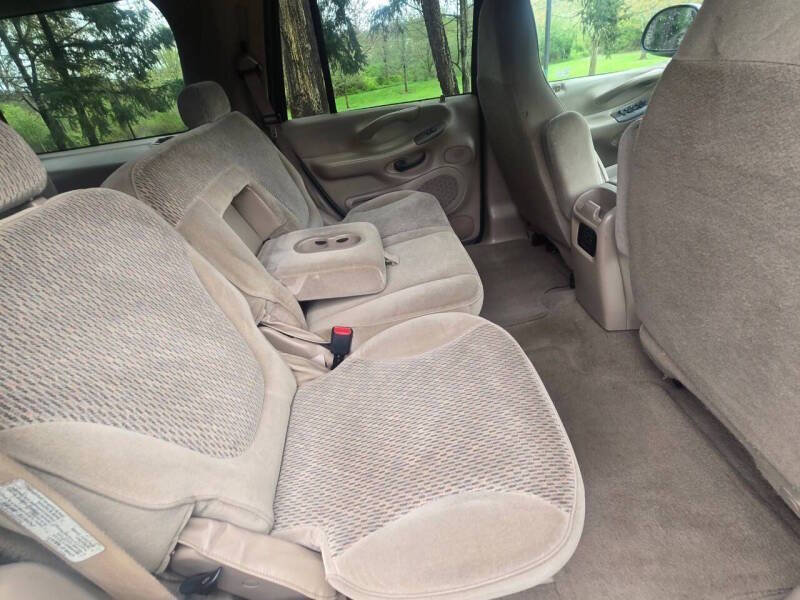 Used 1998 Ford Expedition XLT AWD/4WD image 13