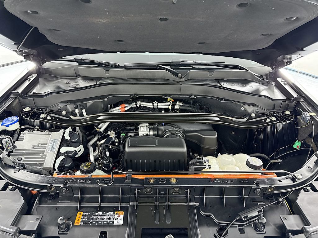 Used 2023 Ford Explorer Platinum image 31
