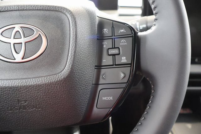New 2026 Toyota C-HR AWD/4WD image 18