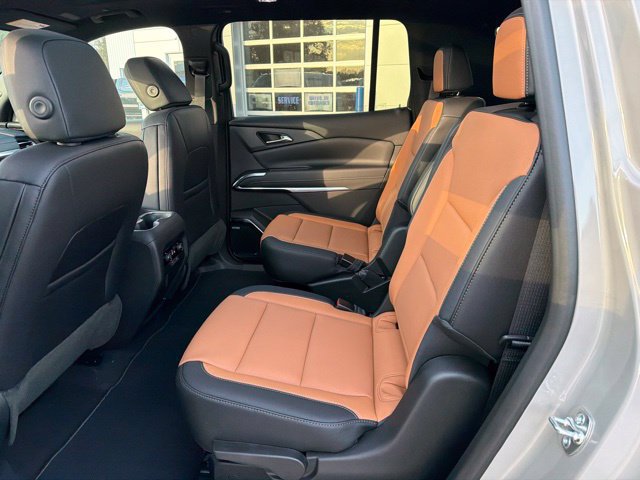 New 2027 Chevrolet Traverse Z71 w/ Enhanced Driving Package AWD/4WD image 23