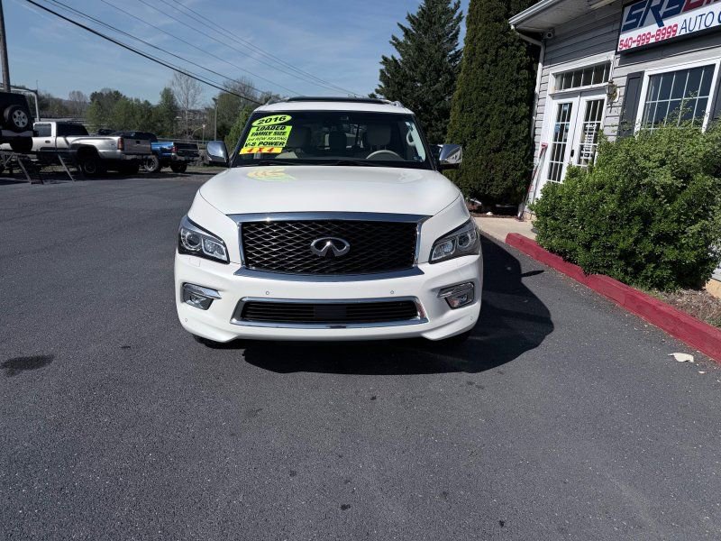 Used 2016 INFINITI QX80 4WD w/ Deluxe Technology Package image 7