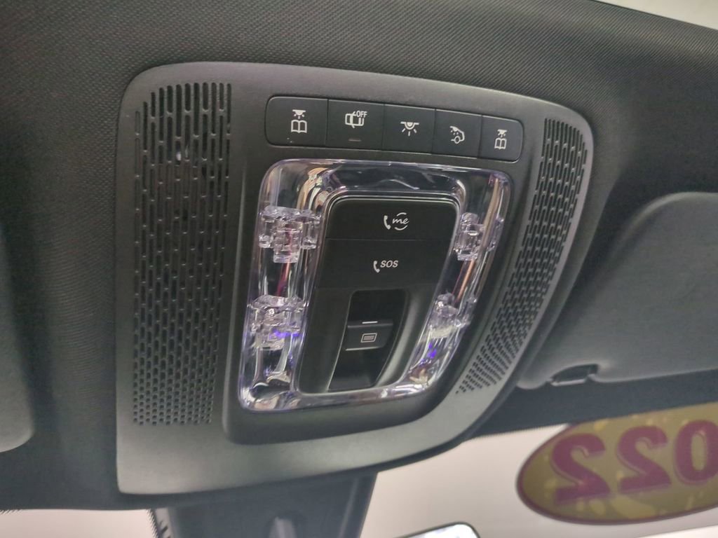 Used 2022 Mercedes-Benz GLB 250 image 25