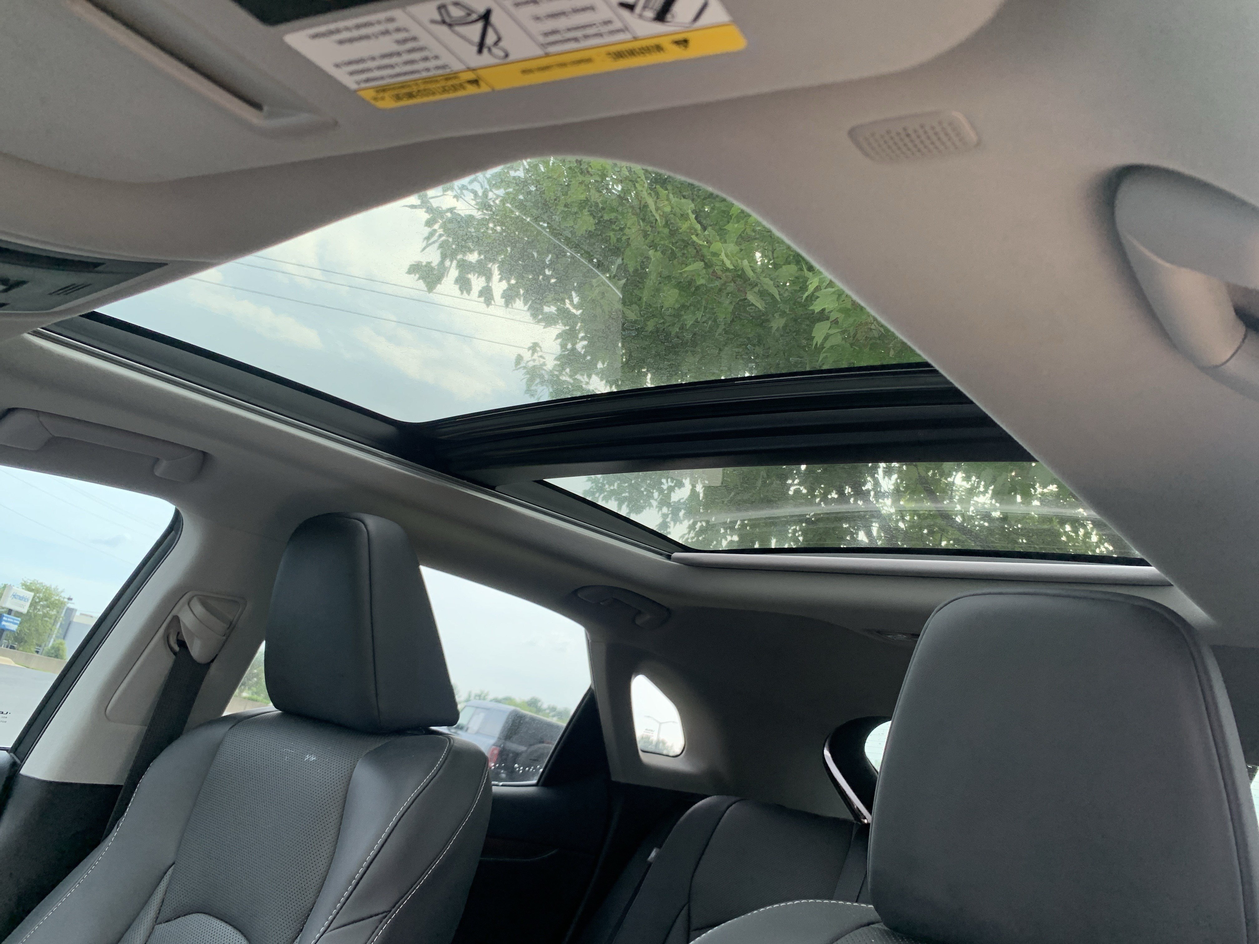 Used 2022 Lexus RX 450h AWD w/ Premium Package image 28