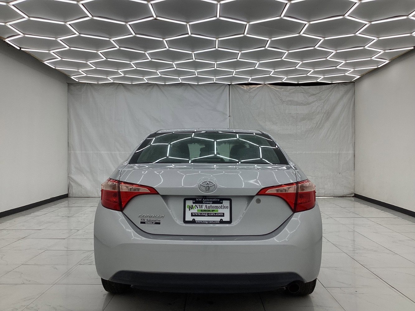 Used 2018 Toyota Corolla L FWD image 10