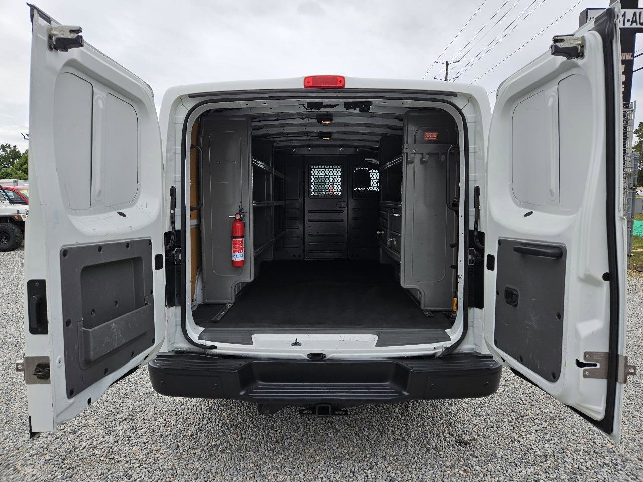 Used 2019 Nissan NV 2500 SV RWD image 15