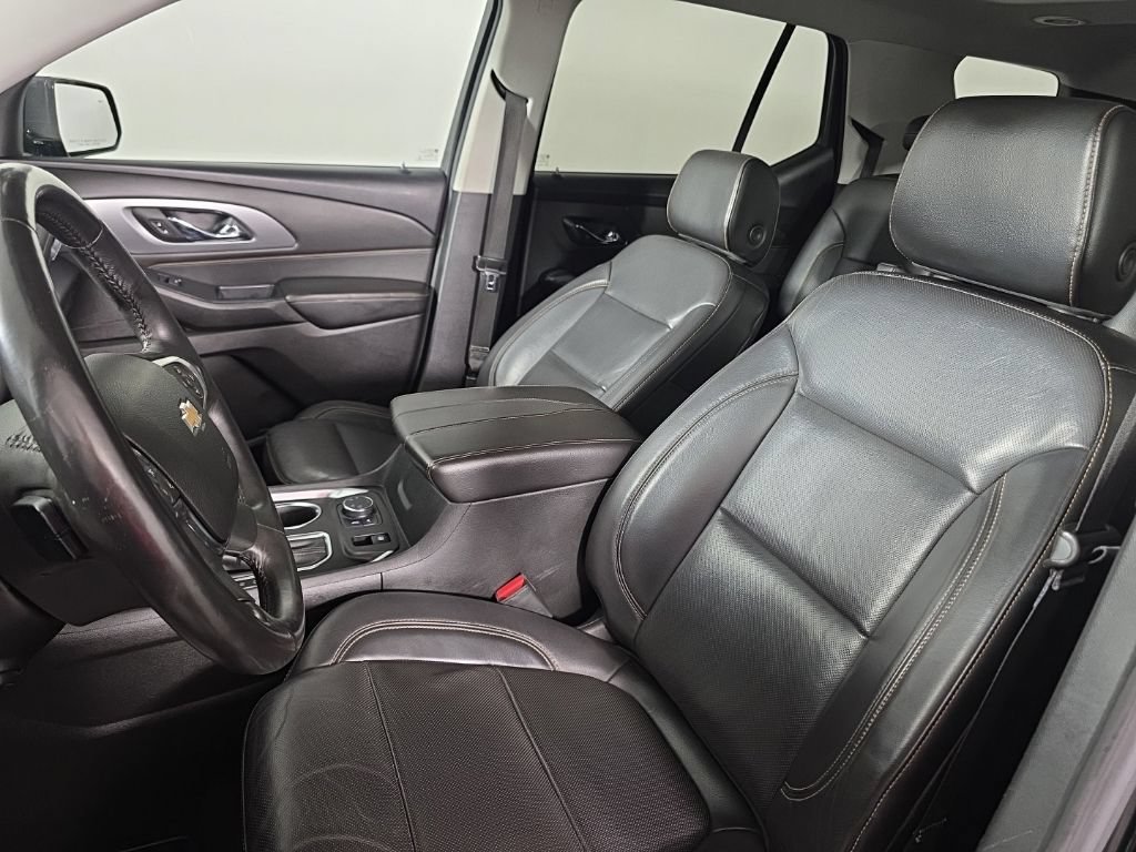 Used 2018 Chevrolet Traverse Premier AWD/4WD image 16