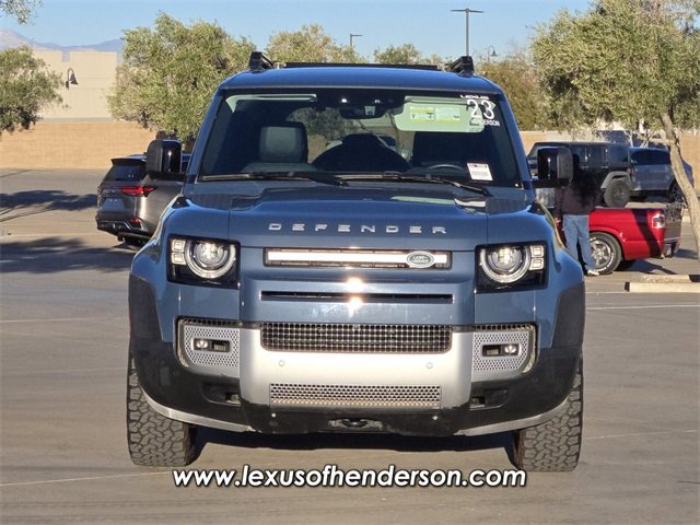 Used 2023 Land Rover Defender 110 SE image 8