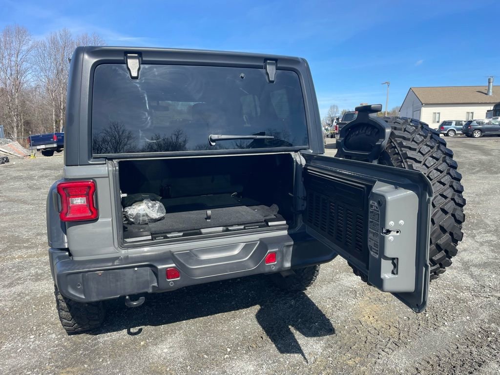 Used 2020 Jeep Wrangler Unlimited Sport image 9