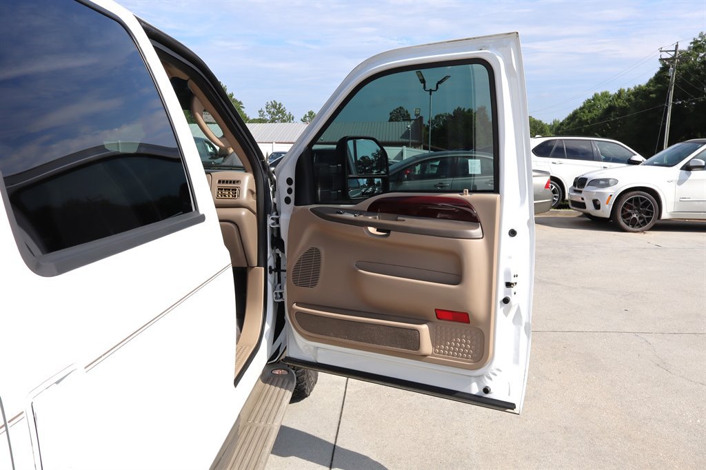 Used 2004 Ford Excursion Eddie Bauer AWD/4WD image 40