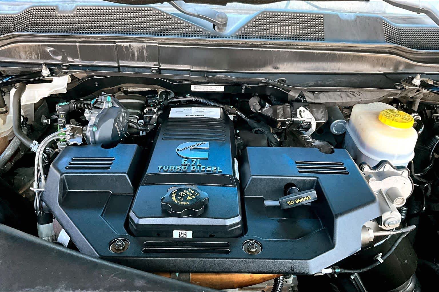 Used 2021 RAM 2500 Big Horn w/ Night Edition AWD/4WD image 33