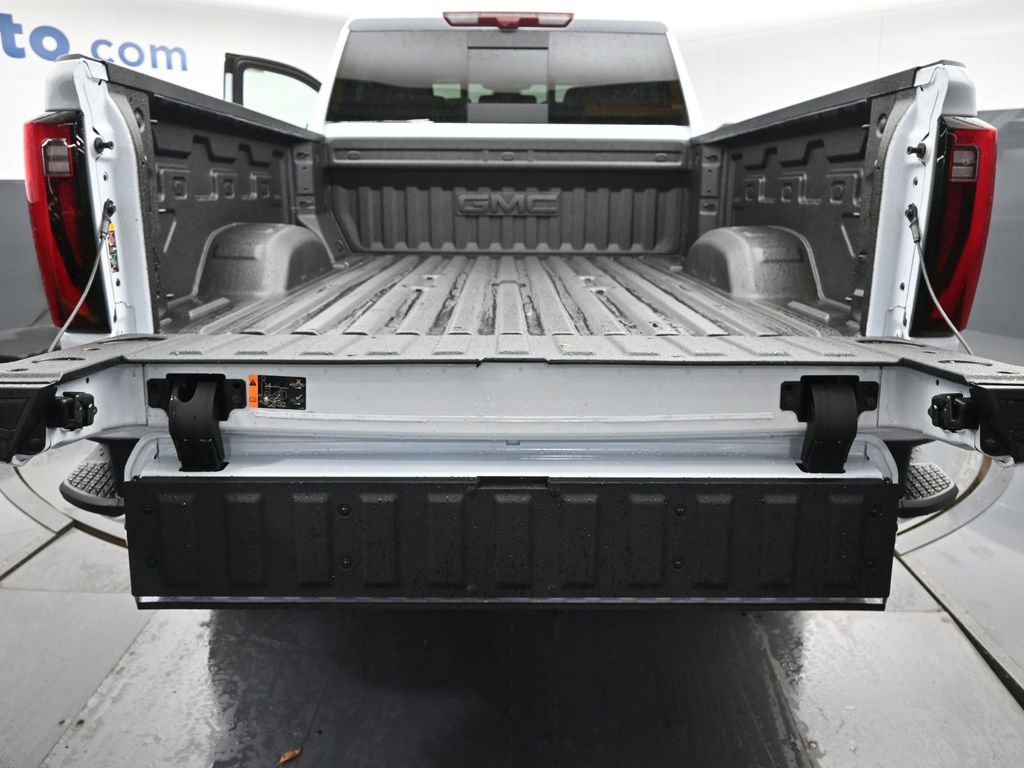 New 2026 GMC Sierra 3500 Denali w/ Technology Package image 11