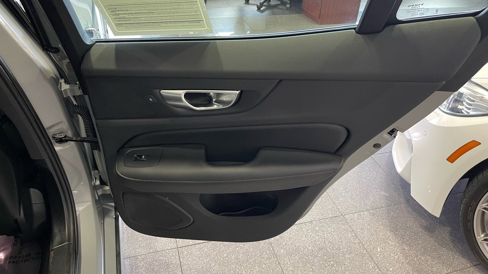 Used 2024 Volvo S60 B5 Plus w/ Climate Package AWD/4WD image 41
