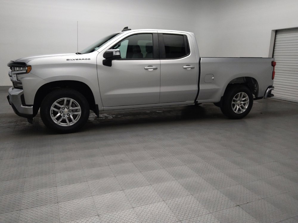 Used 2020 Chevrolet Silverado 1500 LT RWD image 2