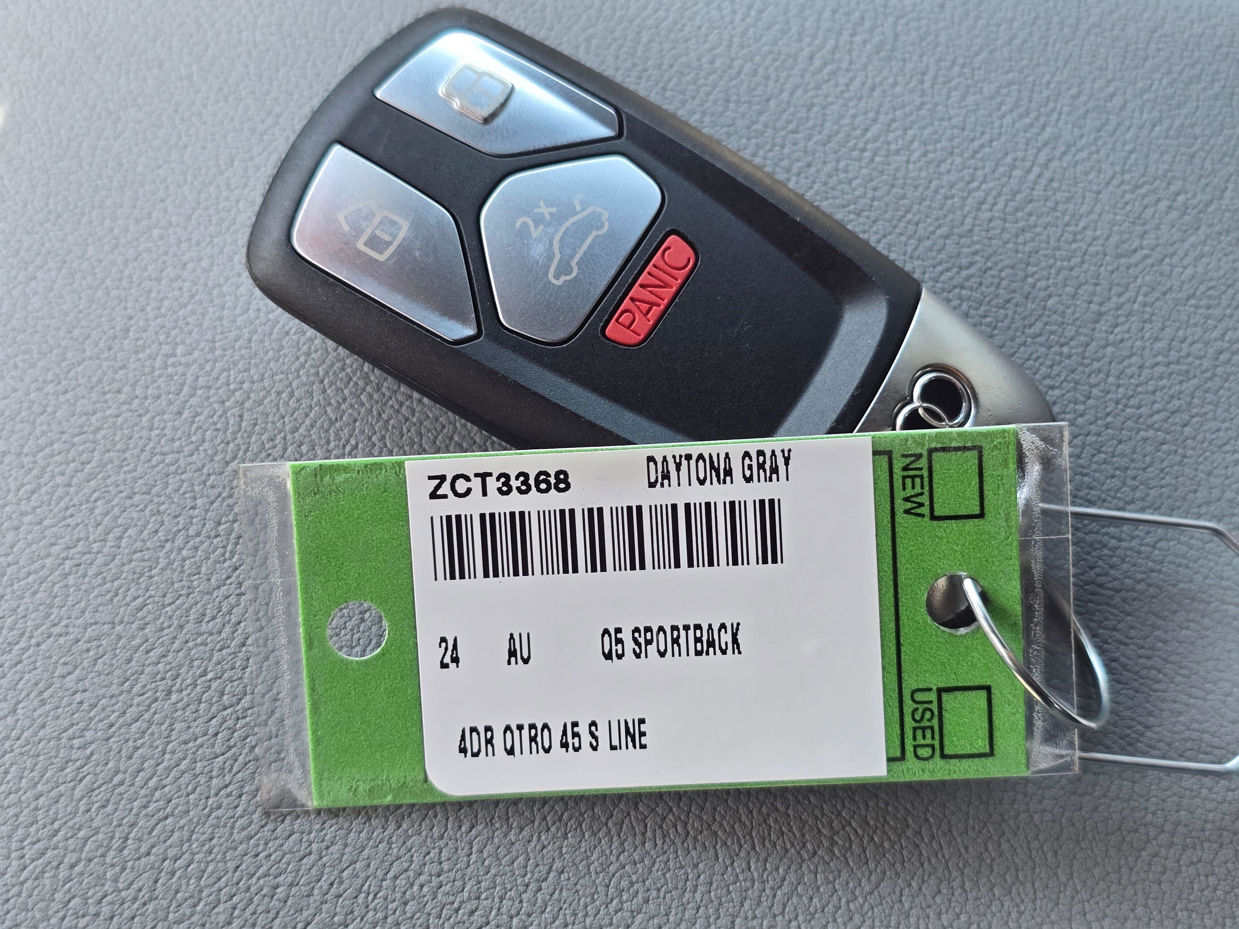 Certified 2024 Audi Q5 2.0T Premium Plus AWD/4WD image 32