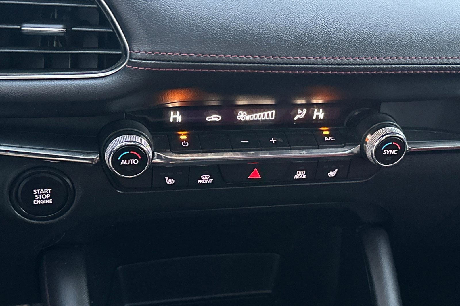 Used 2022 MAZDA MAZDA3 s image 23