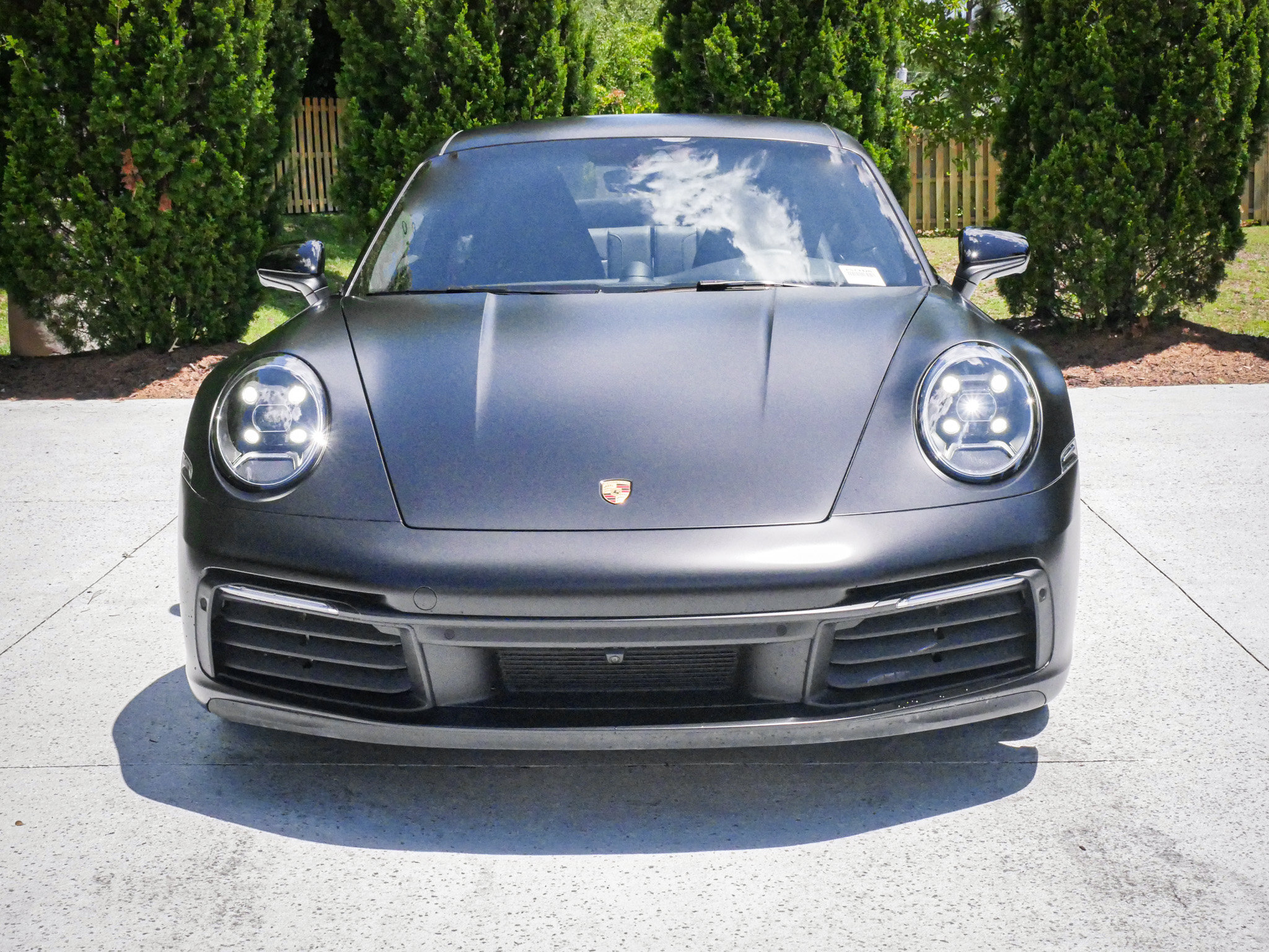 Used 2024 Porsche 911 Carrera RWD image 3