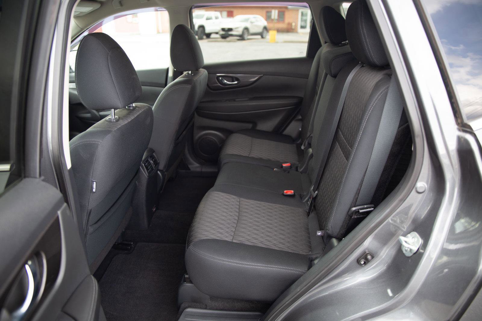 Used 2019 Nissan Rogue S w/ Special Edition Package image 21