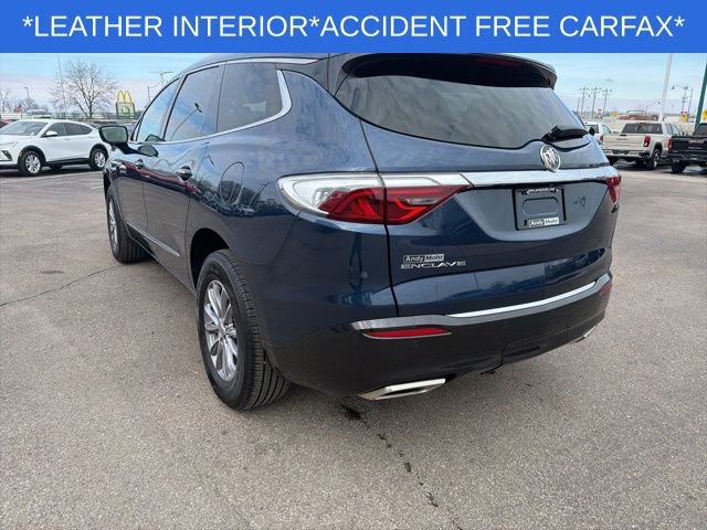 Used 2023 Buick Enclave Essence image 11
