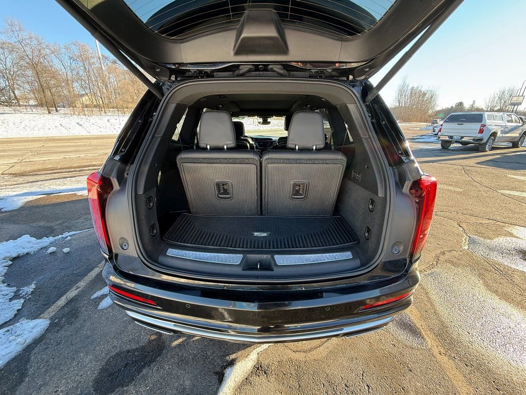 Certified 2020 Cadillac XT6 Premium Luxury image 5
