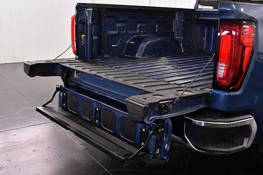 Used 2024 GMC Sierra 1500 SLT image 15