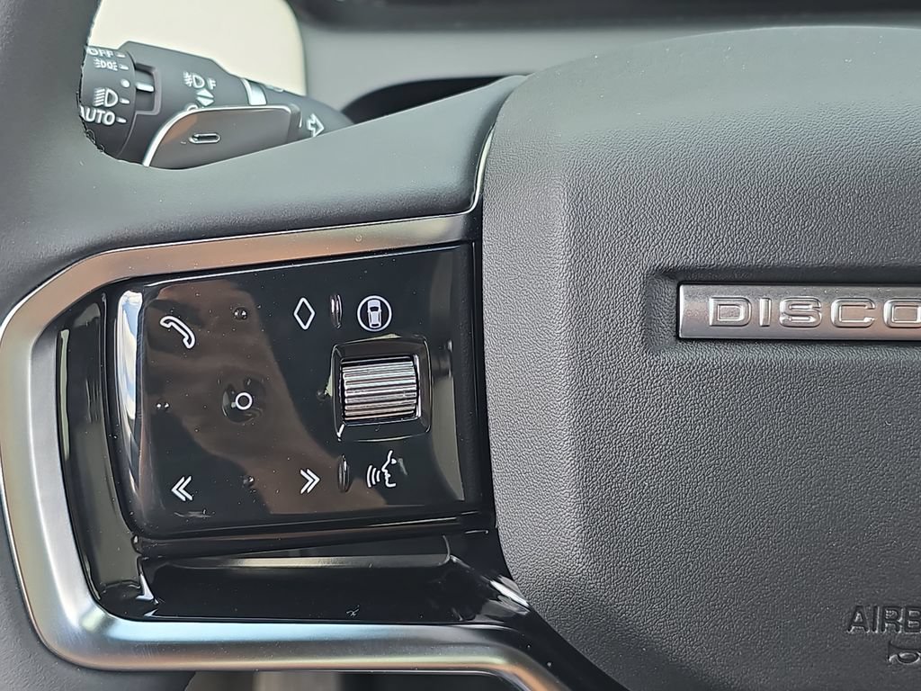 New 2026 Land Rover Discovery Sport Landmark AWD/4WD image 17