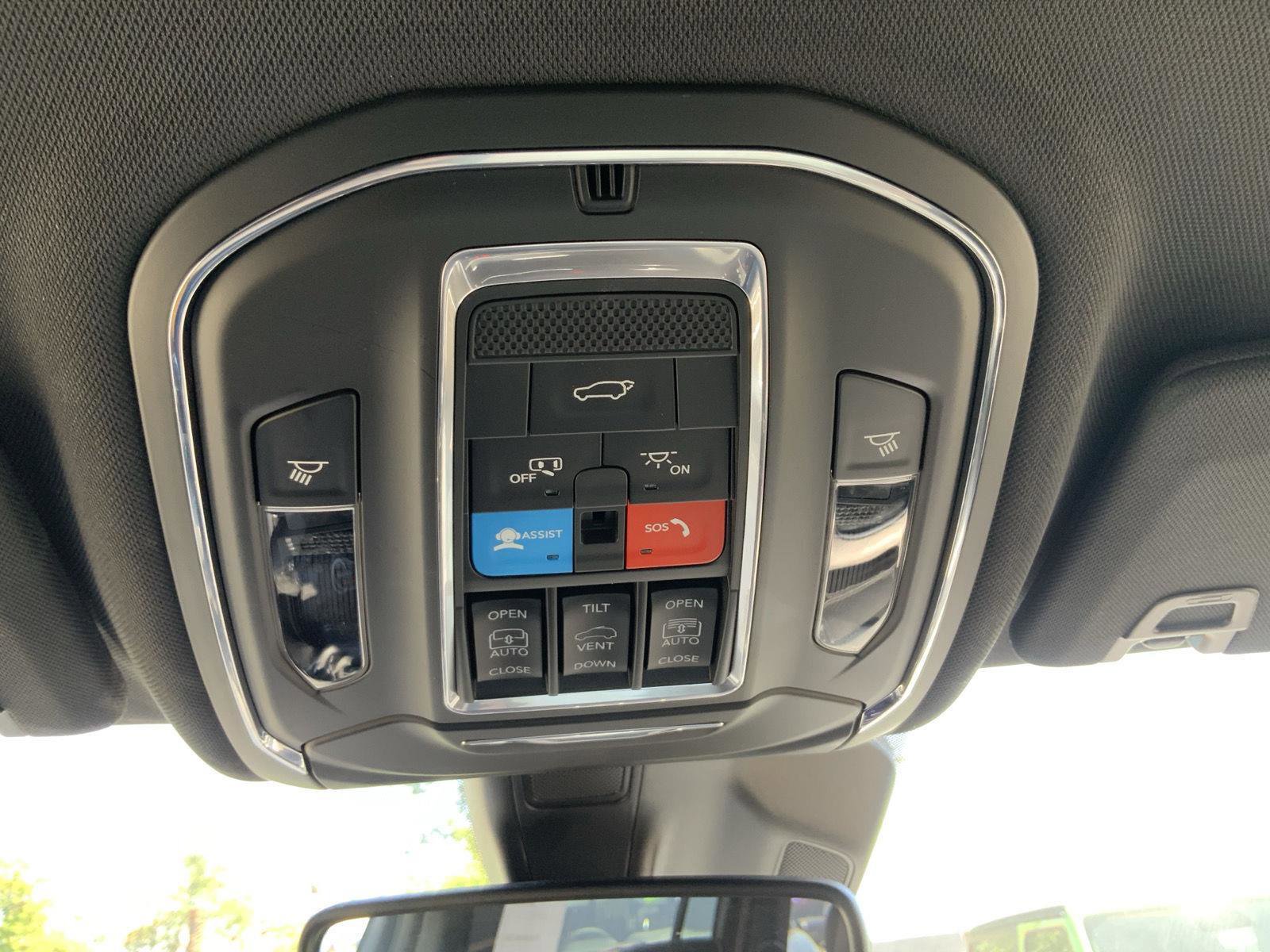 Used 2024 Jeep Grand Cherokee L Limited AWD/4WD image 50