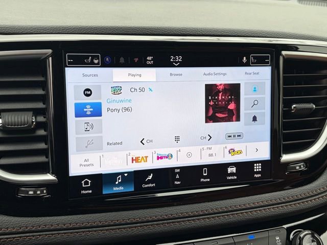 New 2026 Chrysler Pacifica Pinnacle AWD/4WD image 22