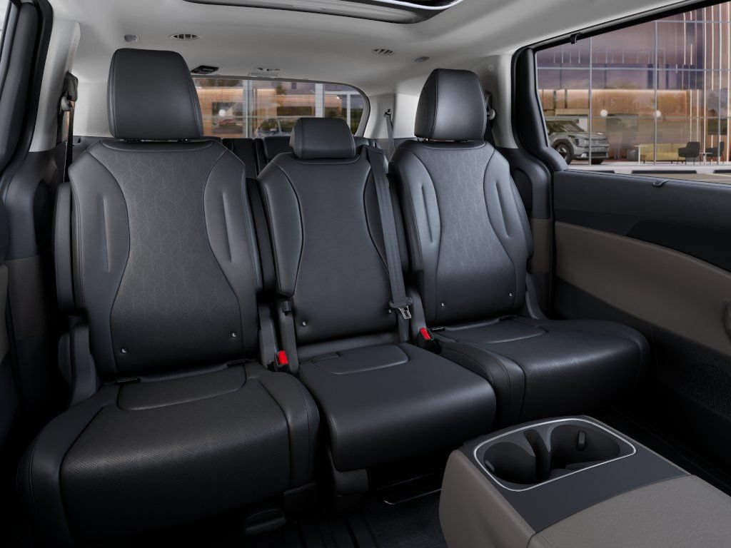 New 2027 Kia Carnival SX FWD image 16