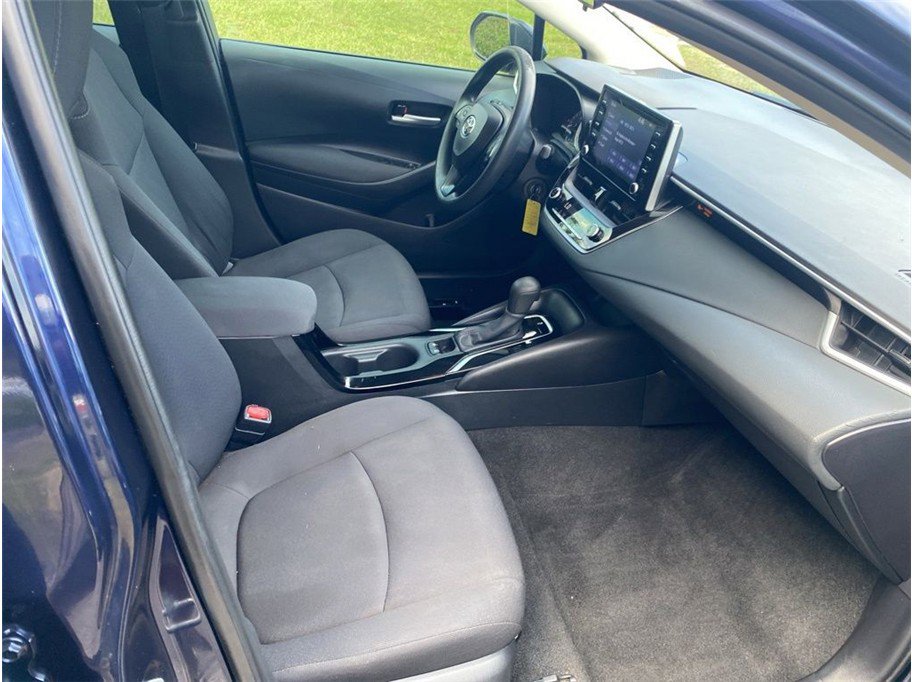 Used 2020 Toyota Corolla LE image 29