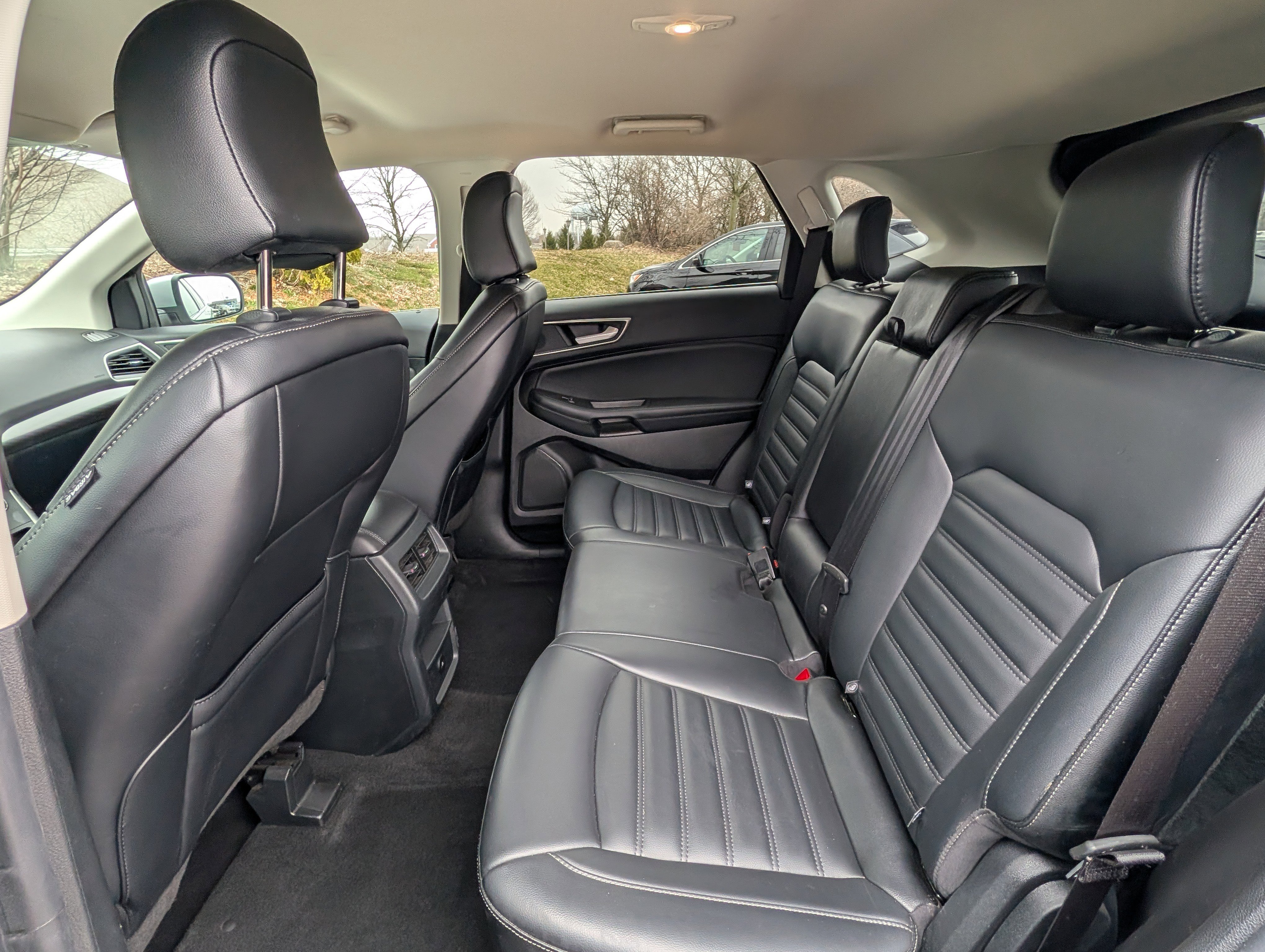 Used 2024 Ford Edge SEL image 28