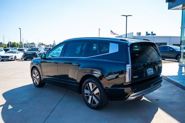 New 2026 Hyundai Ioniq 9 SEL image 3