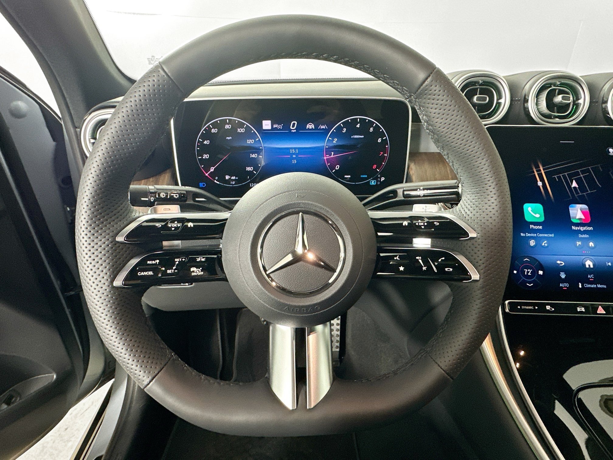 Used 2026 Mercedes-Benz GLC 300 4MATIC image 11