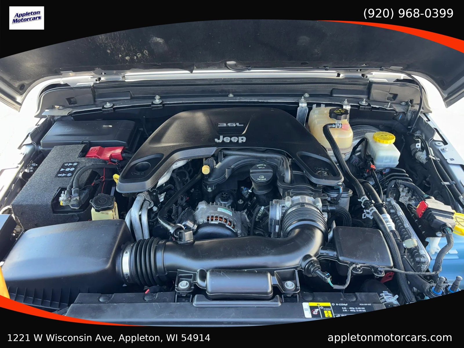 Used 2018 Jeep Wrangler Unlimited Sport S AWD/4WD image 34
